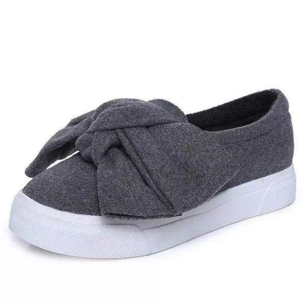 The tie Casual shoes.