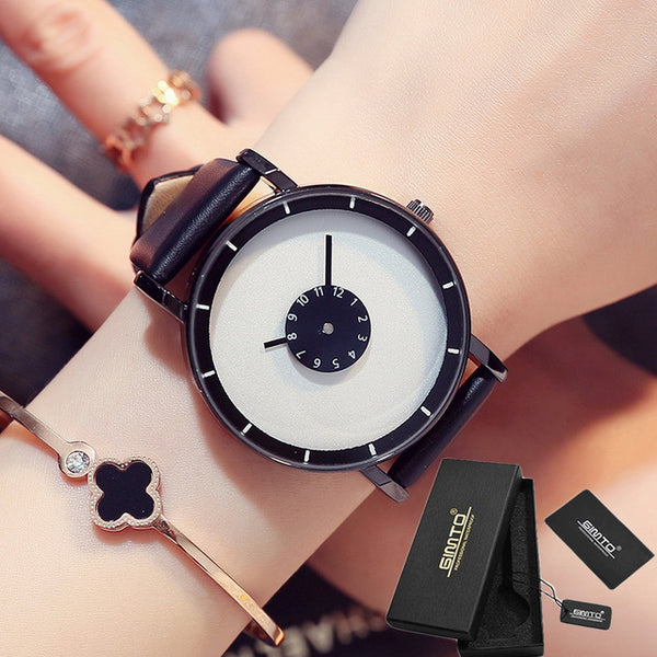 The Analog leather WristWatch