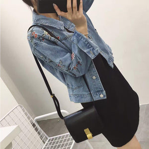 The Flower Embroidery Classic Loose Length Jeans Jacket